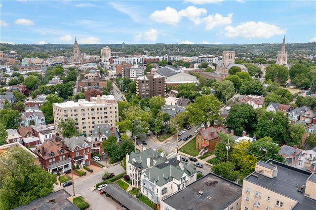 400 S Highland Ave 10, Shadyside, PA 15206