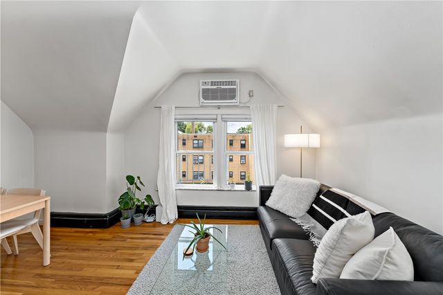 400 S Highland Ave 10, Shadyside, PA 15206