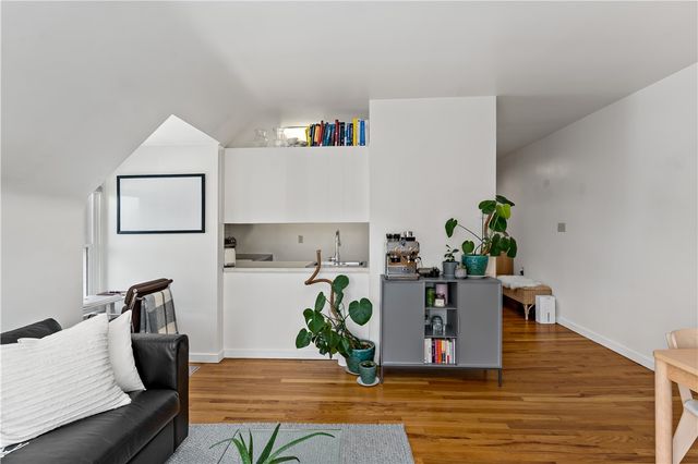 400 S Highland Ave 10, Shadyside, PA 15206