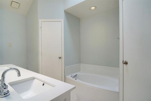 8 Salida Drive, Trophy Club, TX 76262