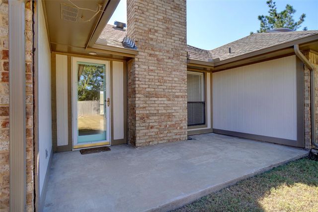 8 Salida Drive, Trophy Club, TX 76262