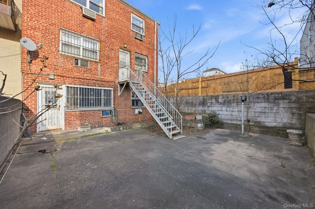 4912 111th Street, Corona, NY 11368