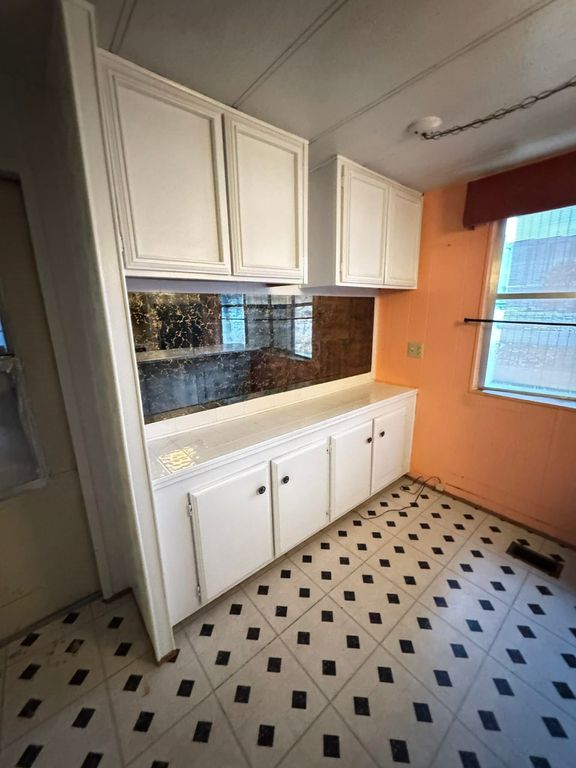 107 E 4th Ave, Metaline Falls, WA 99153 photo 7