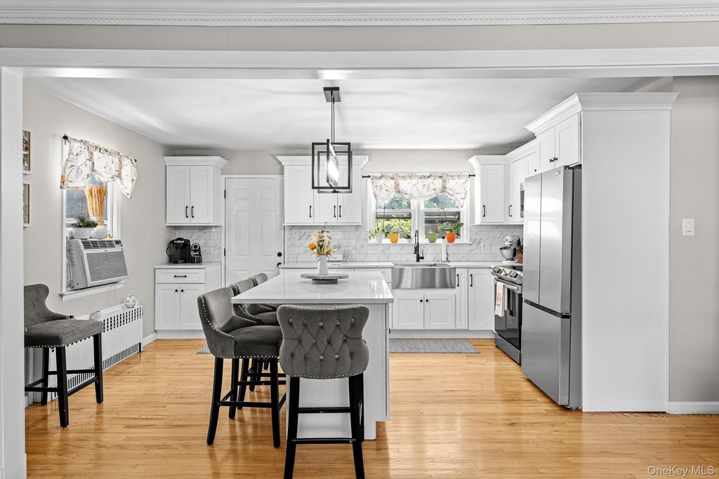 132 Burhans Avenue, Yonkers, NY 10701 — exterior