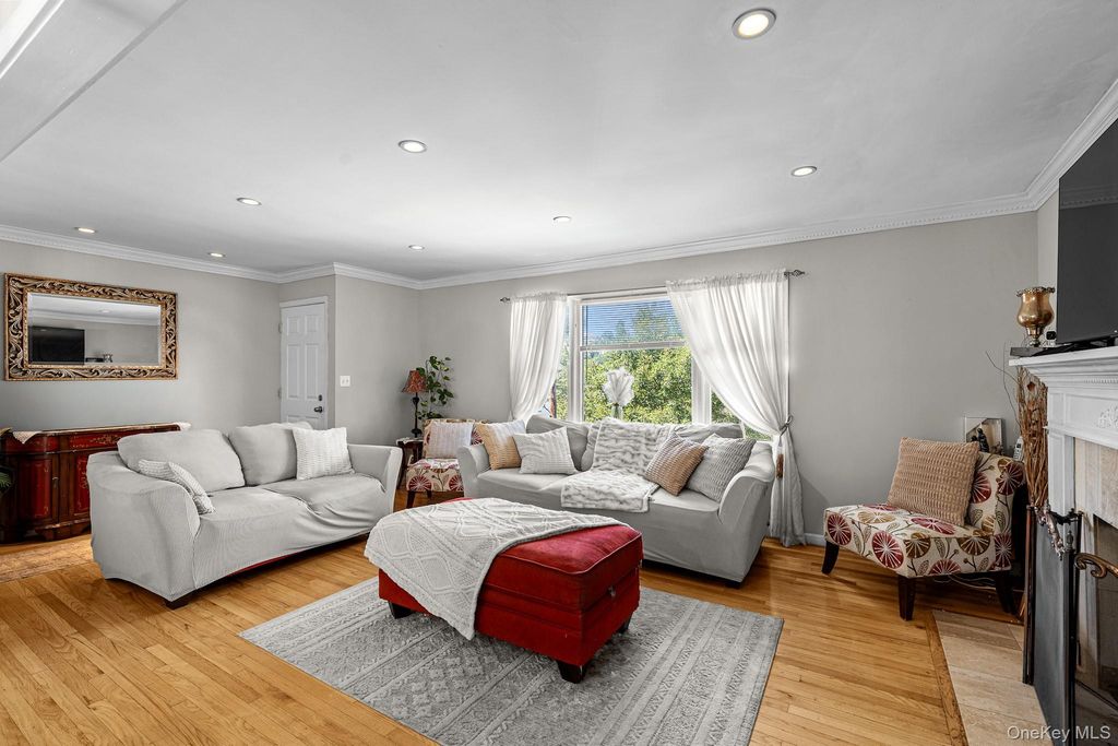 132 Burhans Avenue, Yonkers, NY 10701 — photo 3