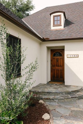 1504 Oneonta Knoll, South Pasadena, CA 91030