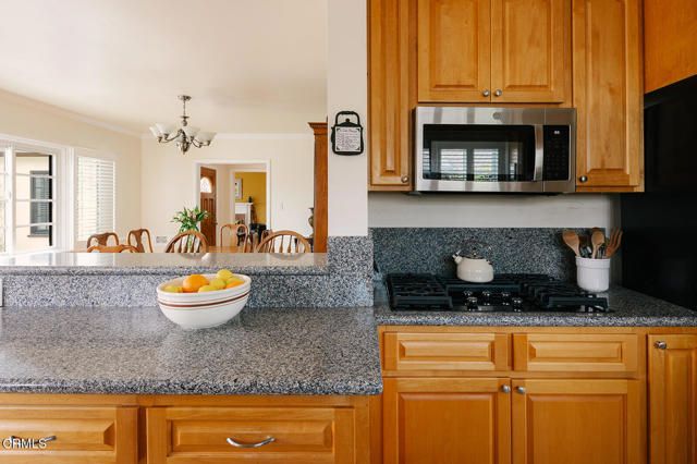 1504 Oneonta Knoll, South Pasadena, CA 91030