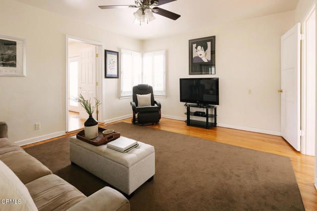 1504 Oneonta Knoll, South Pasadena, CA 91030