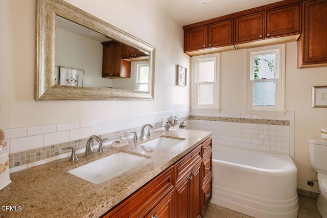 1504 Oneonta Knoll, South Pasadena, CA 91030