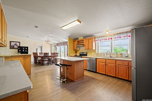 1427 Elmhurst Dr., Lakehills, TX 78063