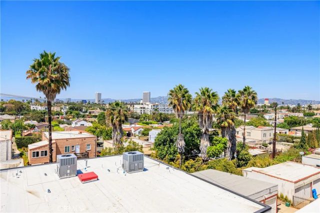 1261 Longwood Avenue 2, Los Angeles, CA 90019