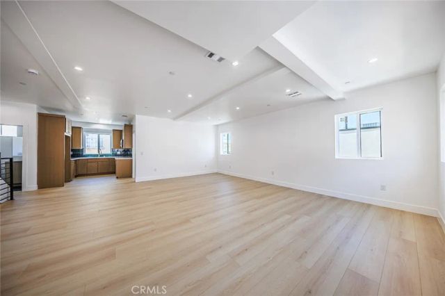 1261 Longwood Avenue 2, Los Angeles, CA 90019