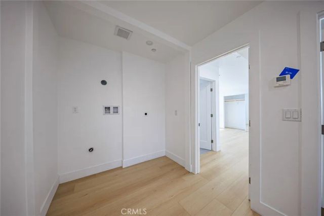 1261 Longwood Avenue 2, Los Angeles, CA 90019