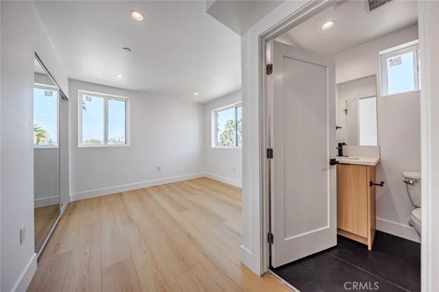 1261 Longwood Avenue 2, Los Angeles, CA 90019