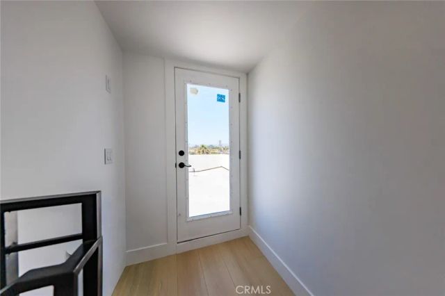 1261 Longwood Avenue 2, Los Angeles, CA 90019