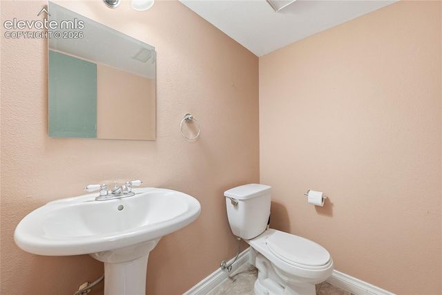 6907 Gayle Lyn Lane, Colorado Springs, CO 80919