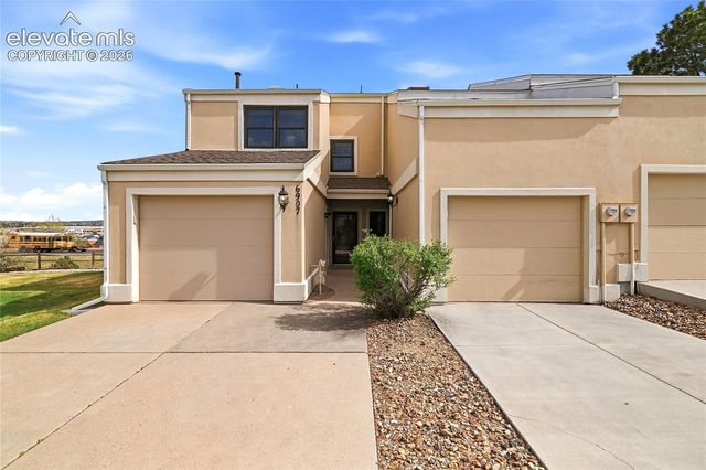 6907 Gayle Lyn Lane, Colorado Springs, CO 80919