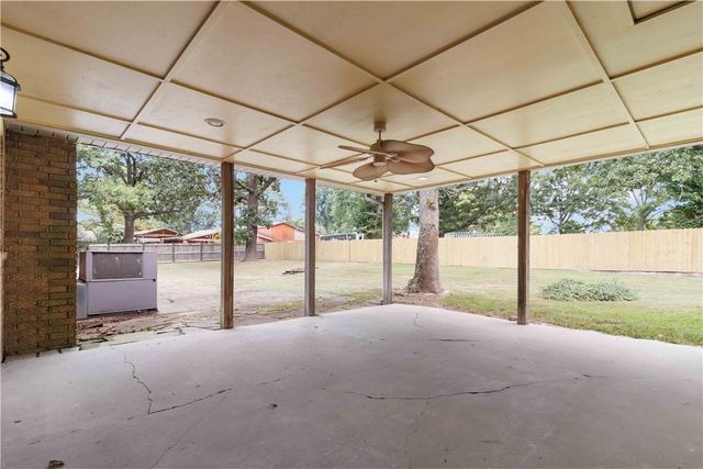 3341 Luper Road, Lowell, AR 72745