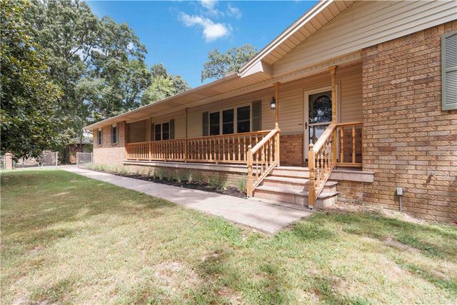 3341 Luper Road, Lowell, AR 72745