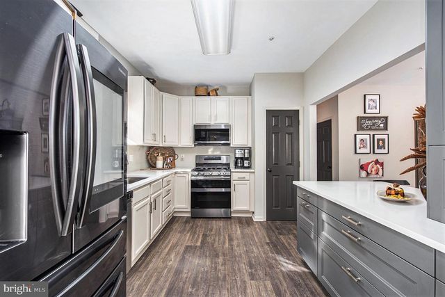 934 HERITAGE DR, Norristown, PA 19403