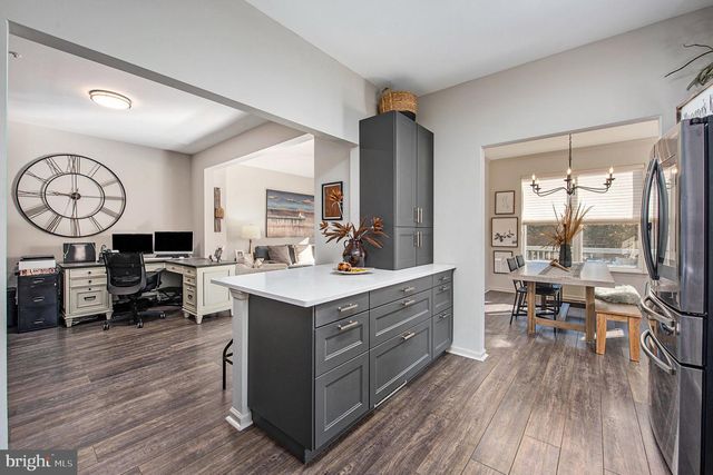 934 HERITAGE DR, Norristown, PA 19403