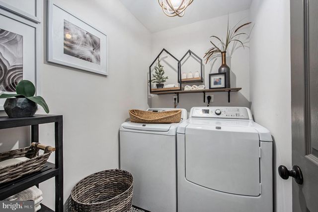 934 HERITAGE DR, Norristown, PA 19403