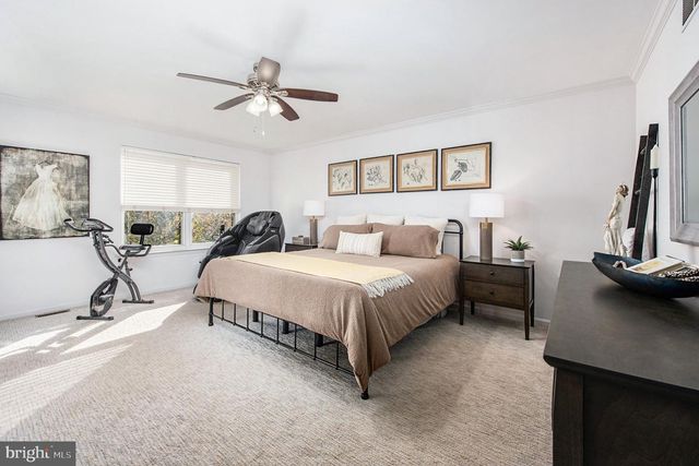 934 HERITAGE DR, Norristown, PA 19403