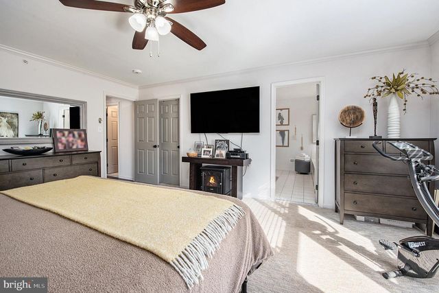 934 HERITAGE DR, Norristown, PA 19403