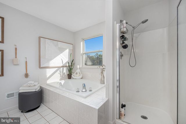 934 HERITAGE DR, Norristown, PA 19403