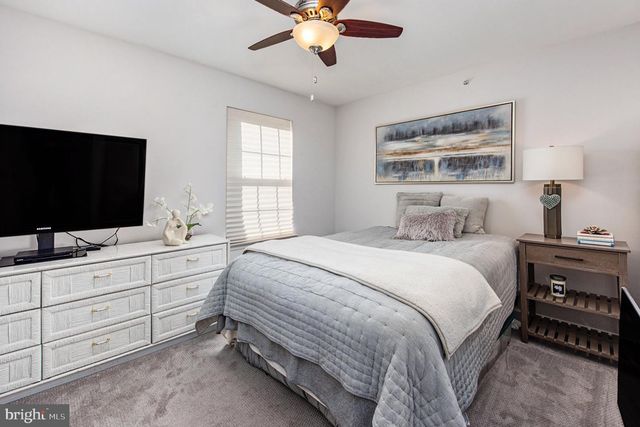 934 HERITAGE DR, Norristown, PA 19403