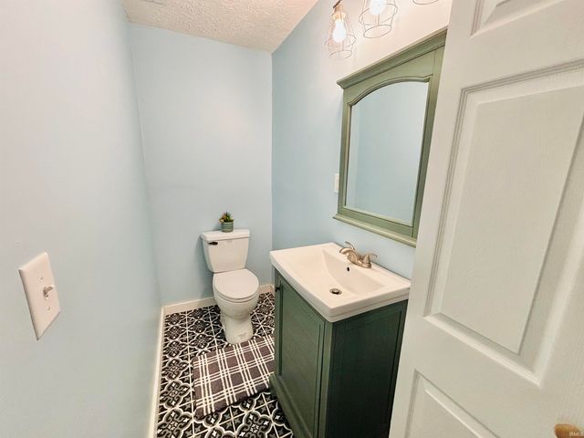 3134 Longlois Drive, Lafayette, IN 47904