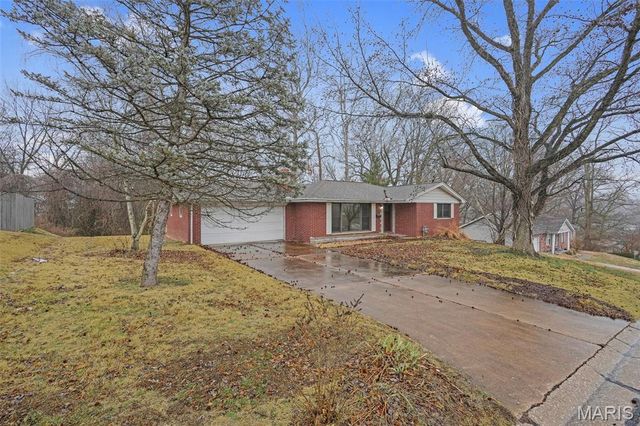 707 Carl Street, Collinsville, IL 62234