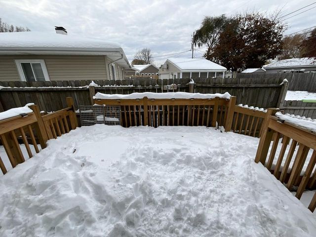 8540 14th AVENUE, Kenosha, WI 53143