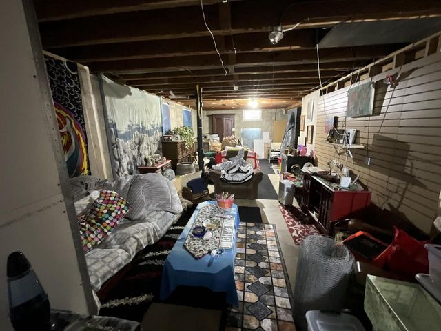 8540 14th AVENUE, Kenosha, WI 53143