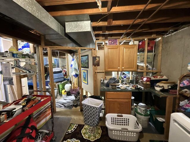 8540 14th AVENUE, Kenosha, WI 53143