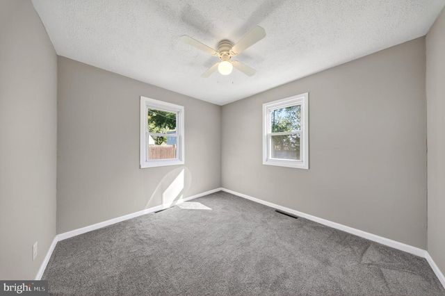 127 HUNN RD, New Castle, DE 19720