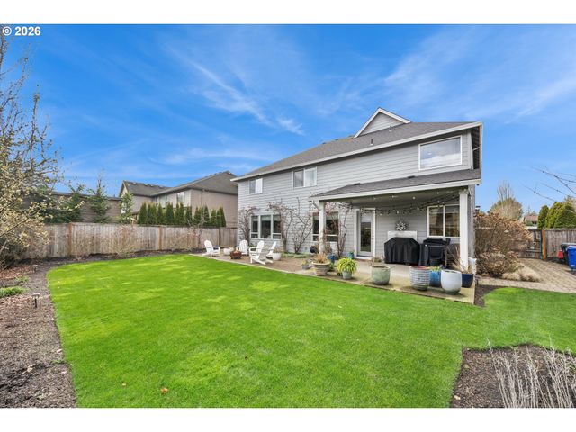 15928 STABLES Pl, Oregon City, OR 97045