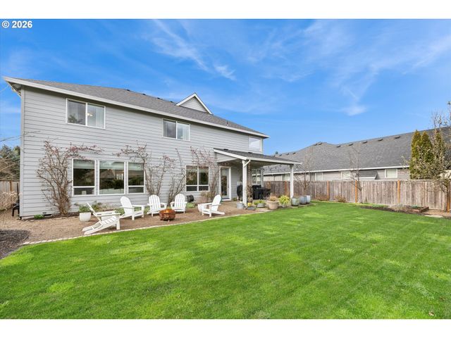 15928 STABLES Pl, Oregon City, OR 97045