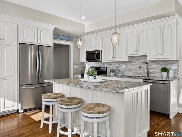 9 Bellstone Avenue, Westbrook, CT 06498