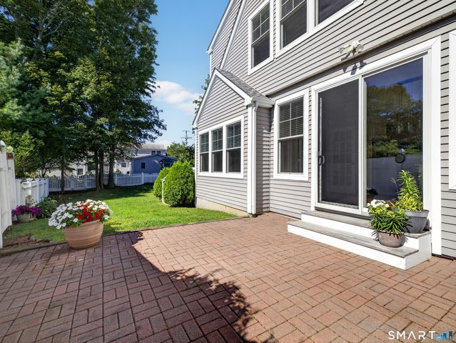 9 Bellstone Avenue, Westbrook, CT 06498