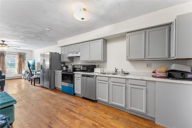 420 Woodward Road 38, North Providence, RI 02904