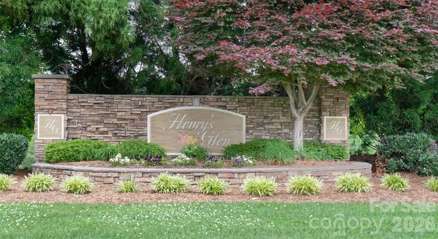 104 Ivy Court, Morganton, NC 28655