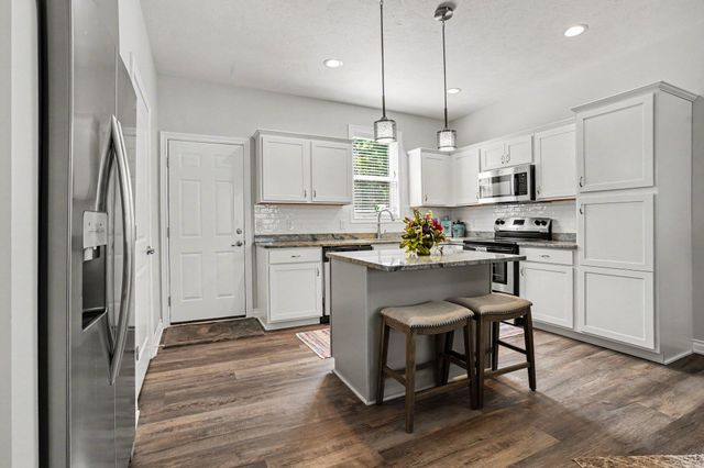 8031 Sielle Path, Portage City, MI 49024