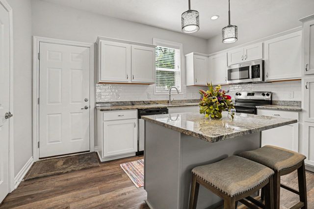 8031 Sielle Path, Portage City, MI 49024