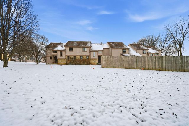 524 Woodingham Place, 3B, Columbus, OH 43213