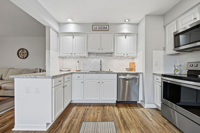 524 Woodingham Place, 3B, Columbus, OH 43213