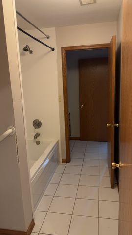 5120 Deblin Lane, Oak Lawn, IL 60453