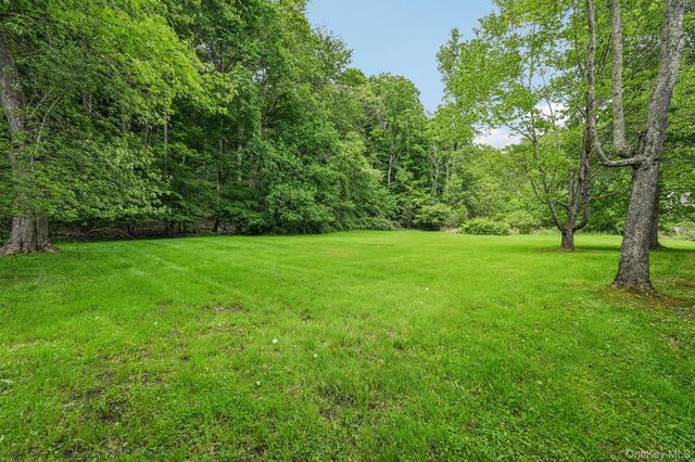 2289 Sultana Drive, Yorktown Heights, NY 10598