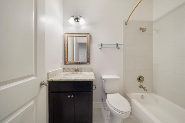 724 Link Road, Houston, TX 77009