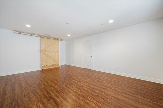 724 Link Road, Houston, TX 77009